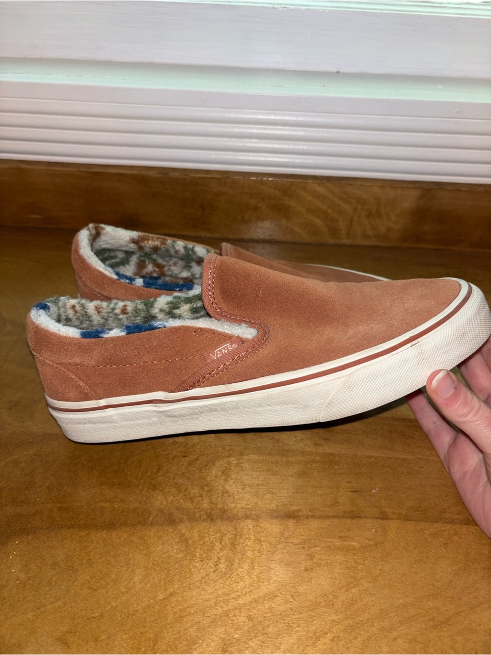 Vans Women’s Suede Slip-On Shoes Size 8